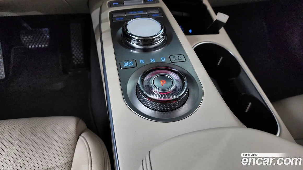 Genesis GV70 — фото 9