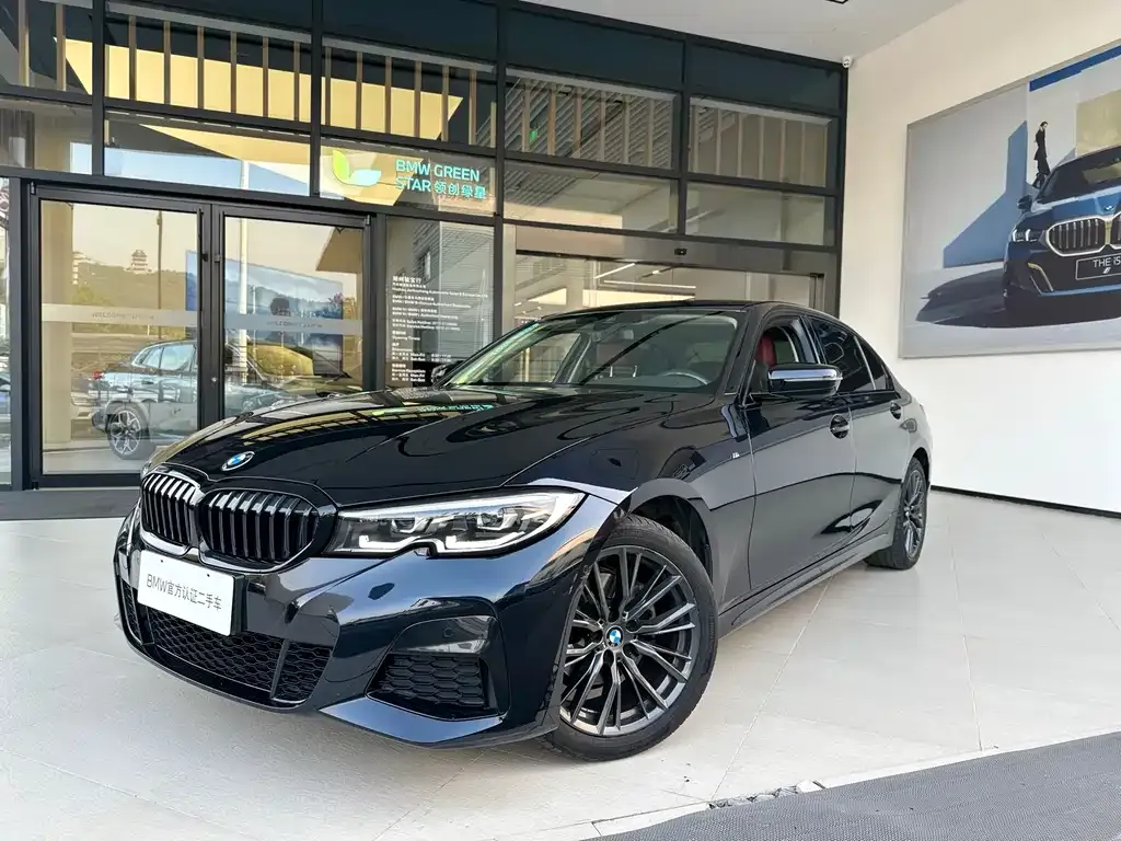 BMW 3 Series 2022 из CN, фото 1