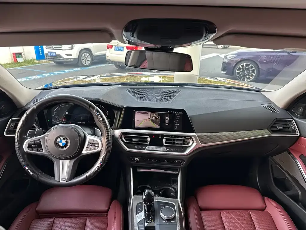 BMW 3 Series 2022 из CN, фото 10