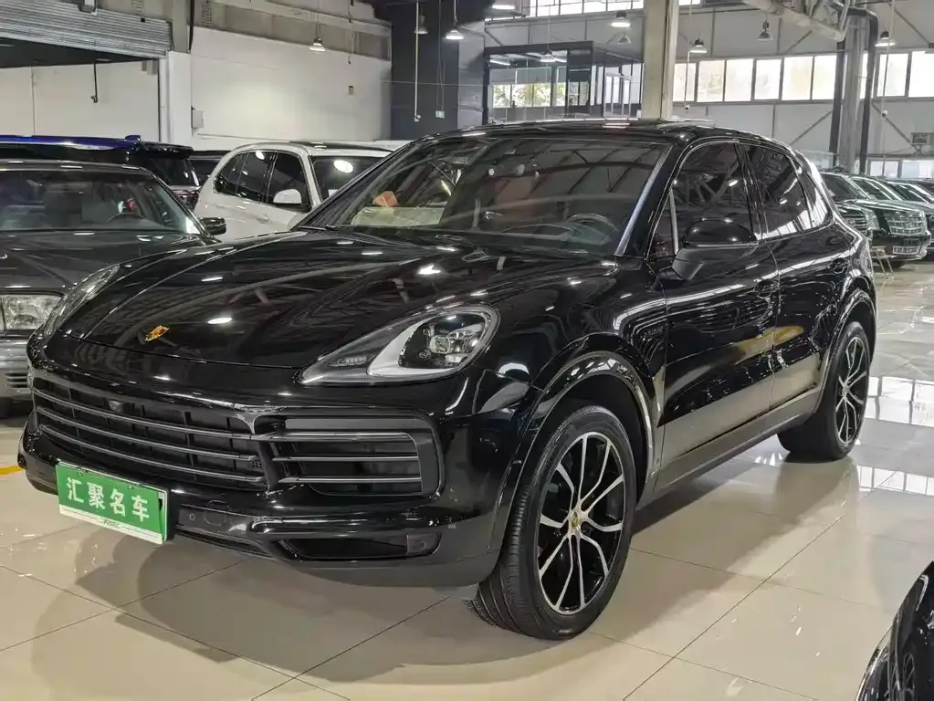 Porsche Cayenne Hybrid 2023 из CN, фото 1