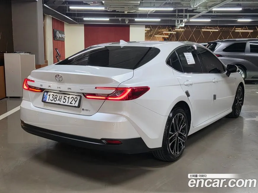 Toyota Camry 2025 из KR, фото 2