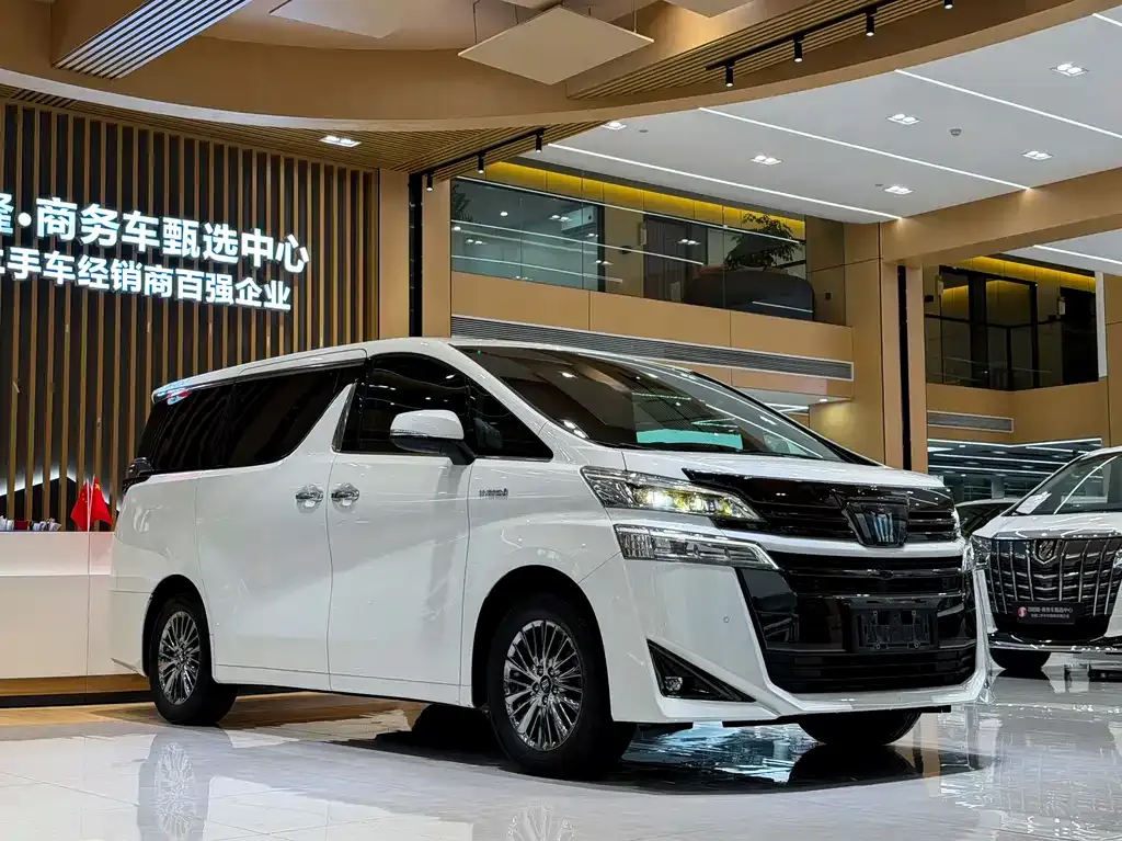 Toyota Vellfire 2023 из CN, фото 3