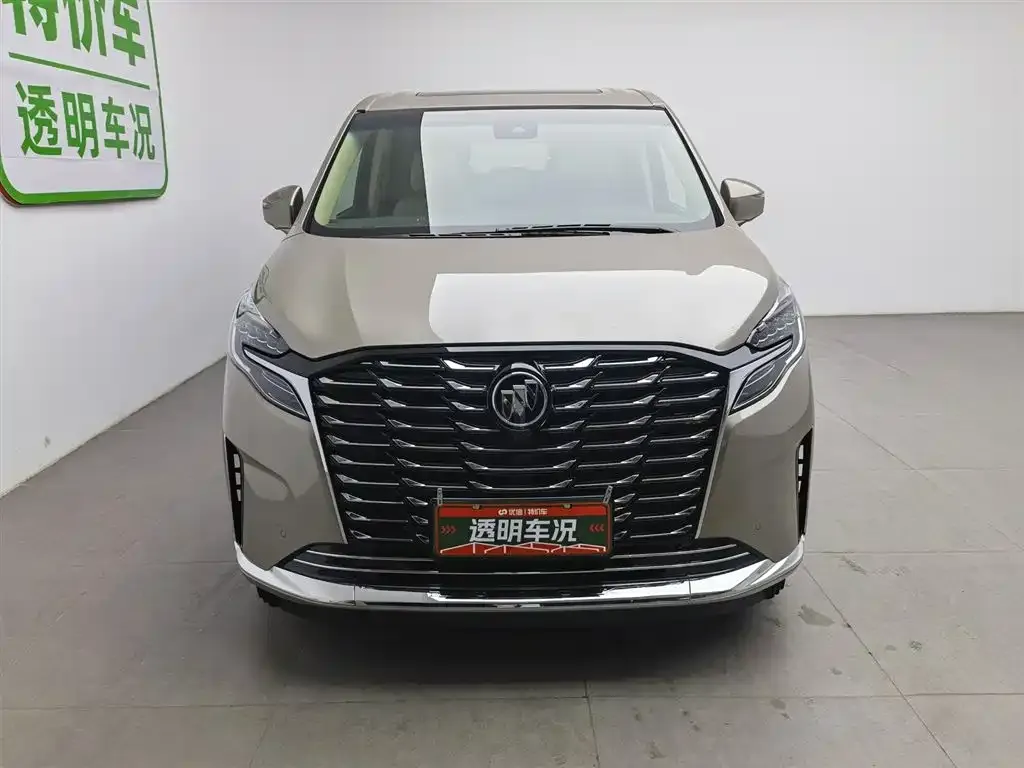 Buick GL8 2023 из CN, фото 3