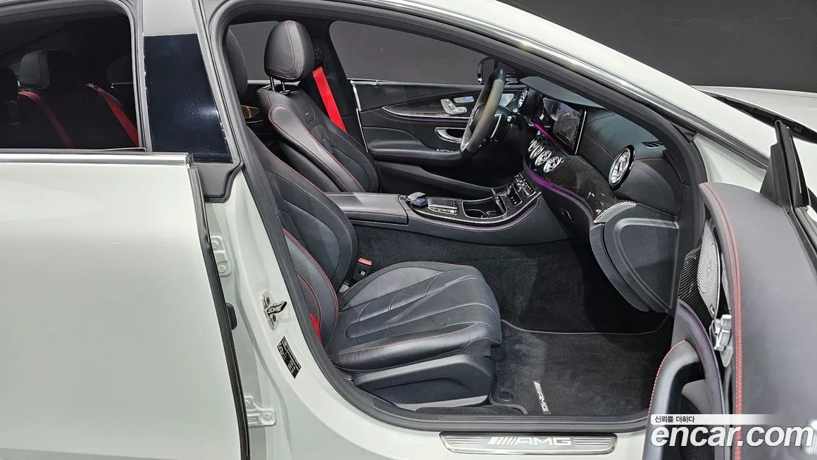 Mercedes-Benz CLS-Class — фото 10