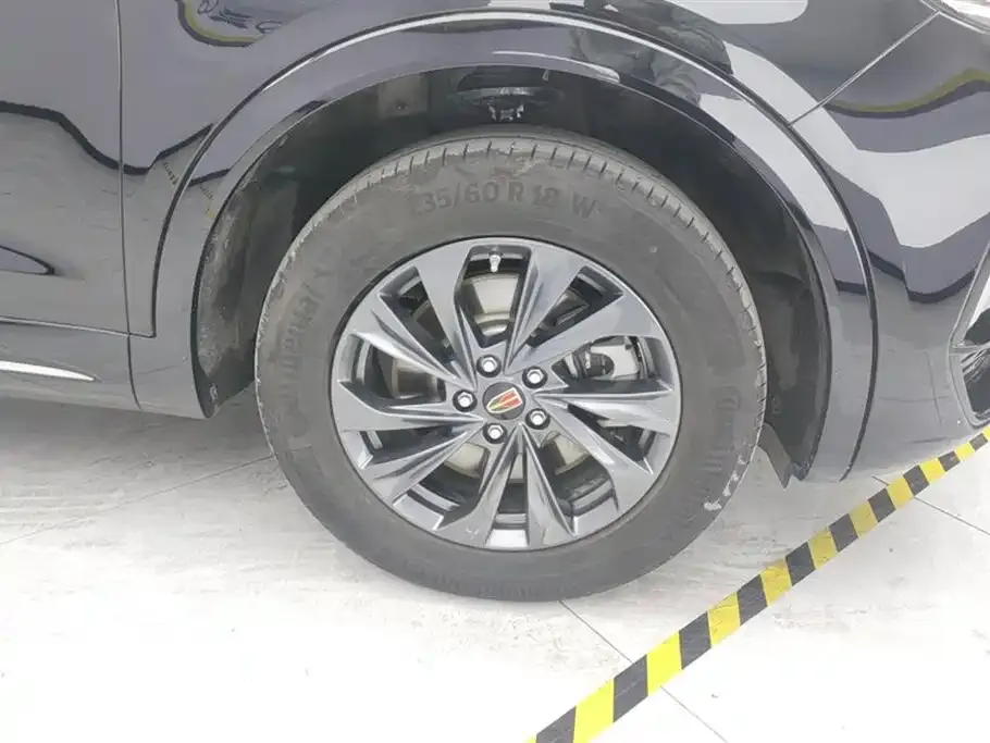 Hongqi HS5 2023 из CN, фото 6