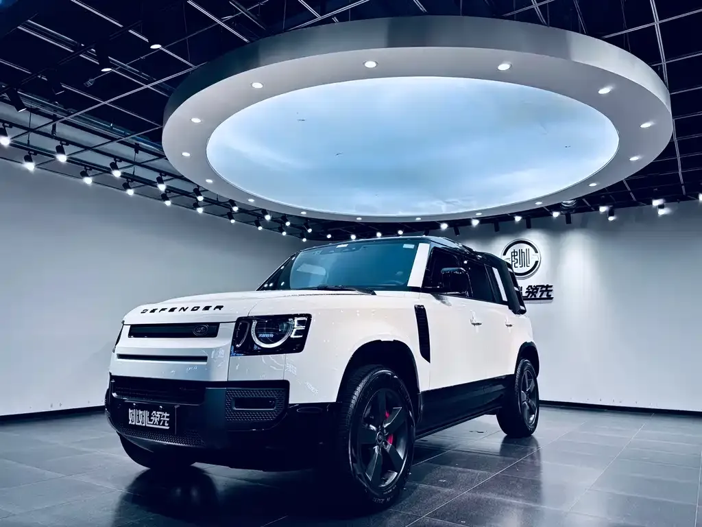 Land Rover Defender 2023 из CN, фото 1