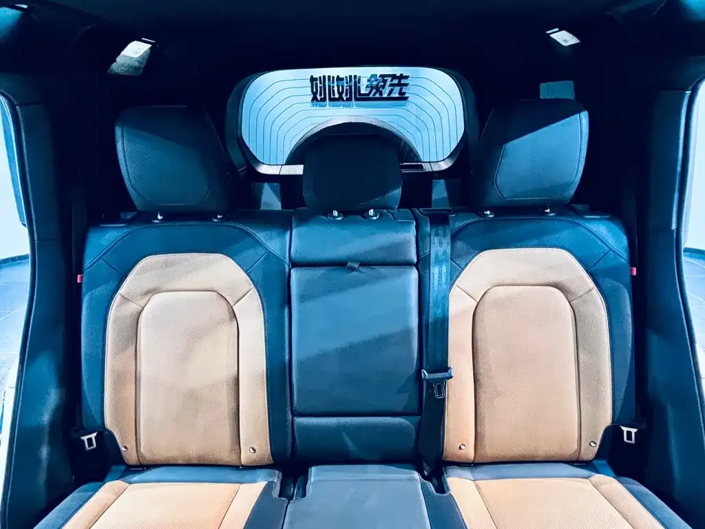 Land Rover Defender 2023 из CN, фото 8