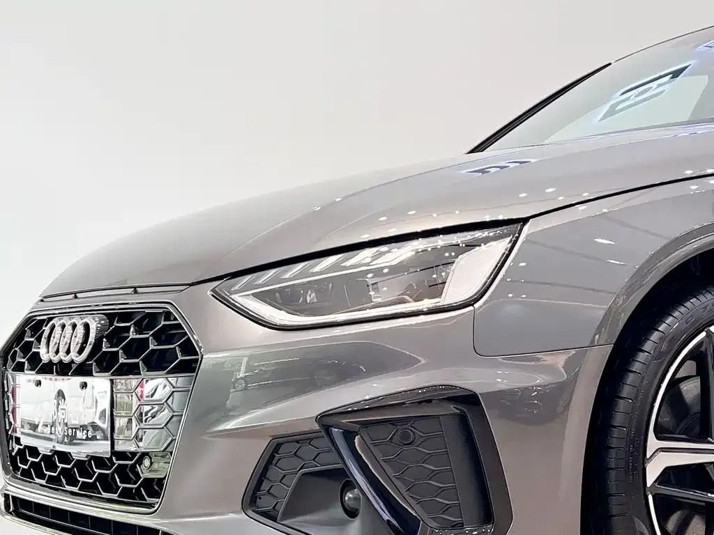 Audi A4L 2024 из CN, фото 3