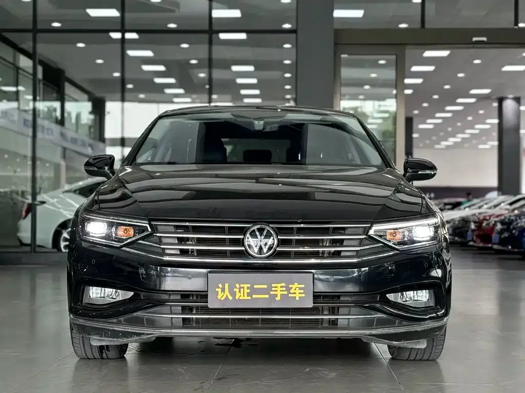 Volkswagen Magotan 2022 из CN, фото 2