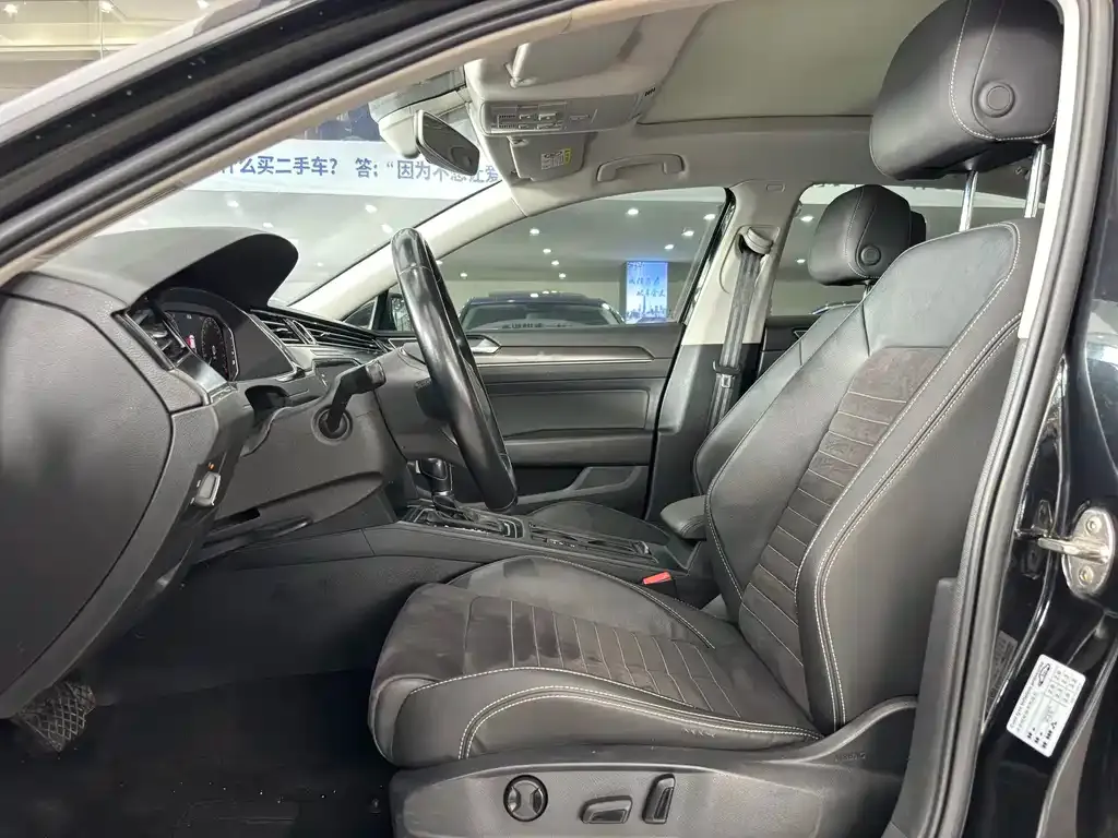 Volkswagen Magotan 2022 из CN, фото 4