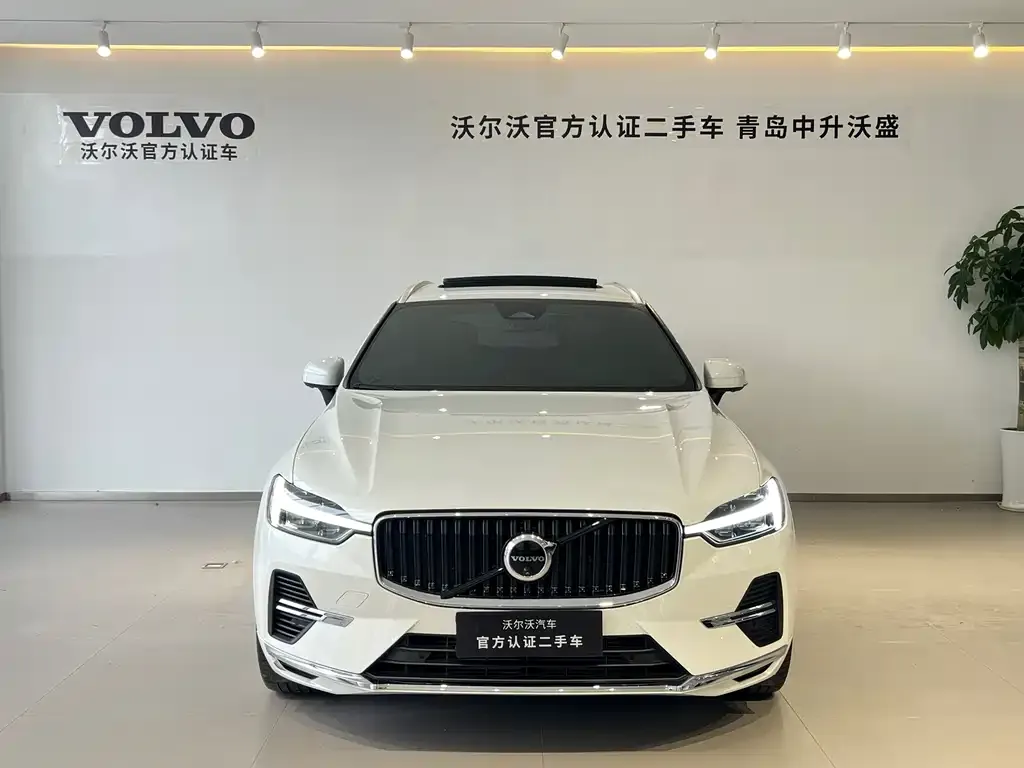 Volvo XC60 PHEV — фото 2