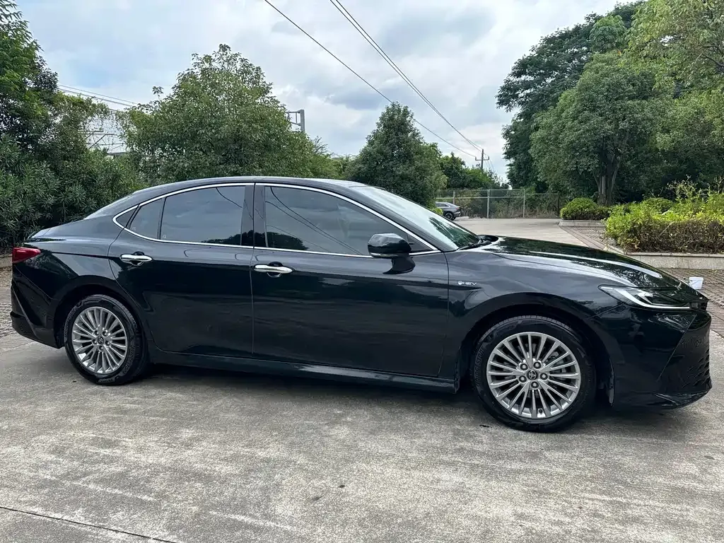 Toyota Camry 2024 из CN, фото 10