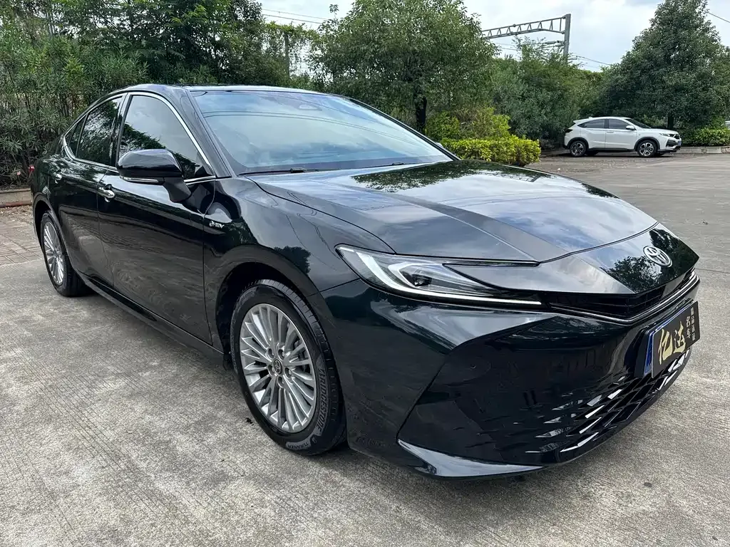 Toyota Camry 2024 из CN, фото 8