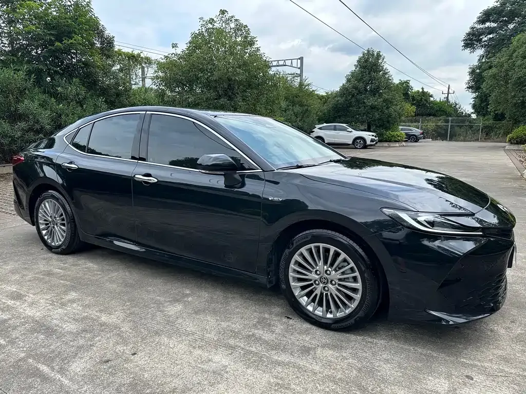 Toyota Camry 2024 из CN, фото 9