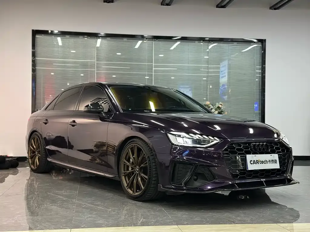 Audi A4L 2021 из CN, фото 3