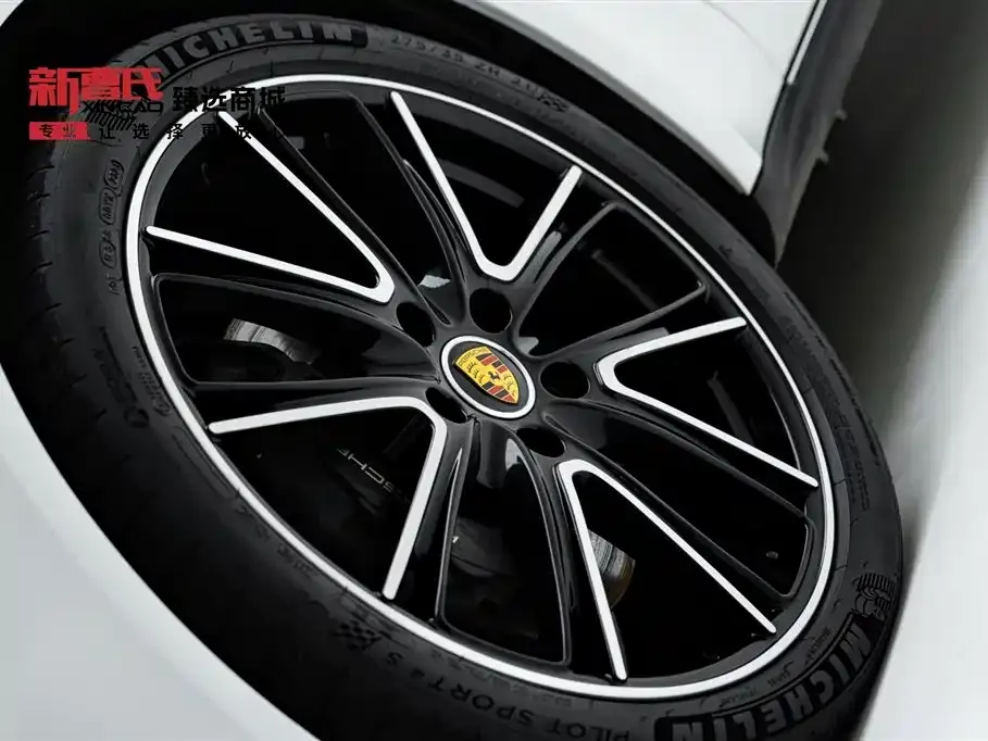 Porsche Panamera — фото 7
