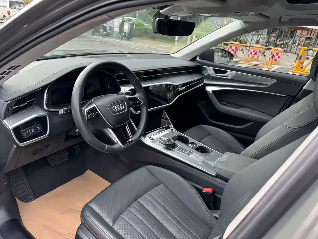 Audi A6 (Import) 2023 из CN, фото 10