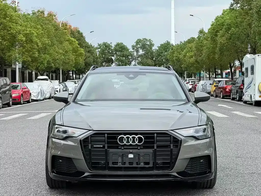 Audi A6 (Import) 2023 из CN, фото 2