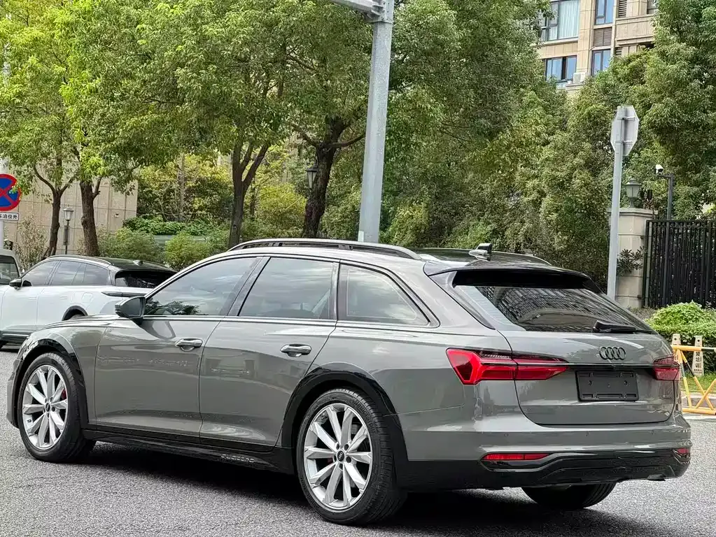 Audi A6 (Import) 2023 из CN, фото 6