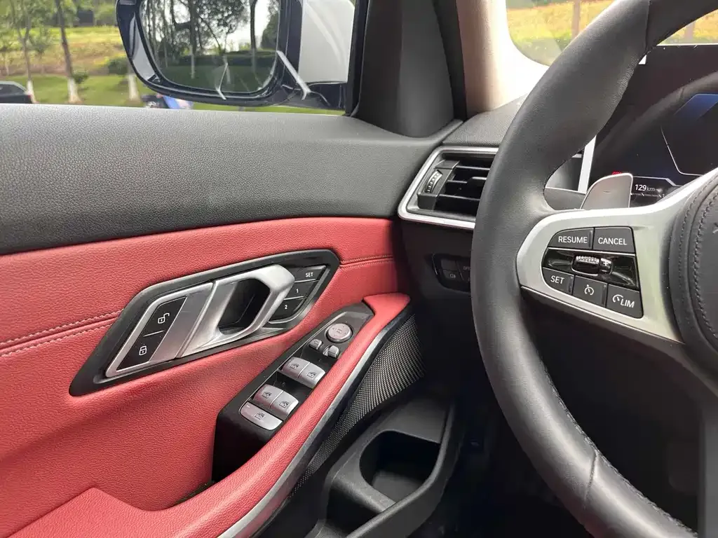 BMW 3 Series 2023 из CN, фото 8