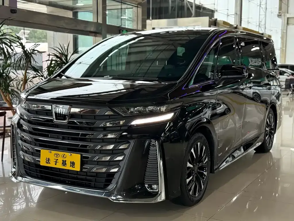 Toyota Vellfire 2024 из CN, фото 4