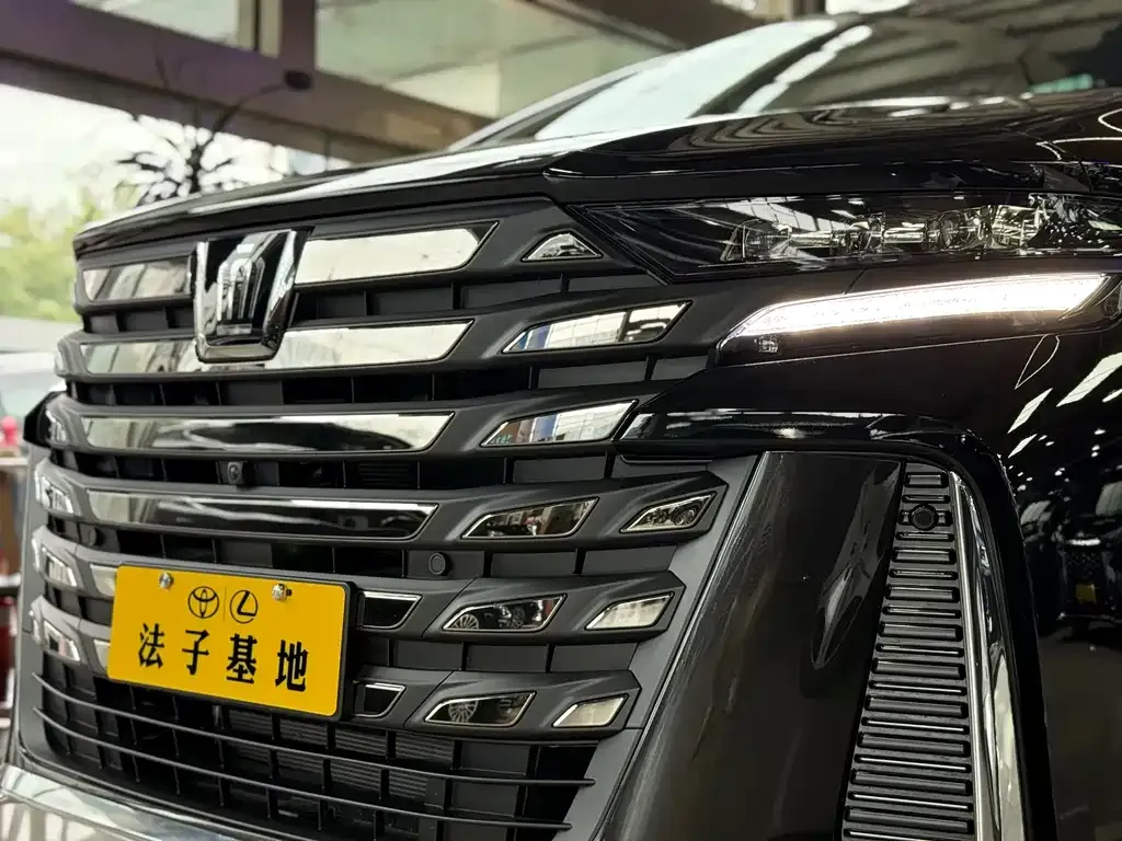 Toyota Vellfire 2024 из CN, фото 5