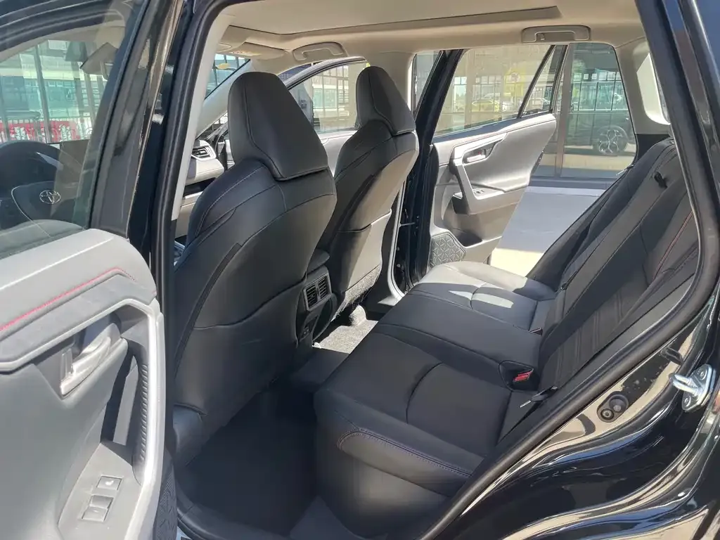 Toyota Wildlander New Energy 2023 из CN, фото 10