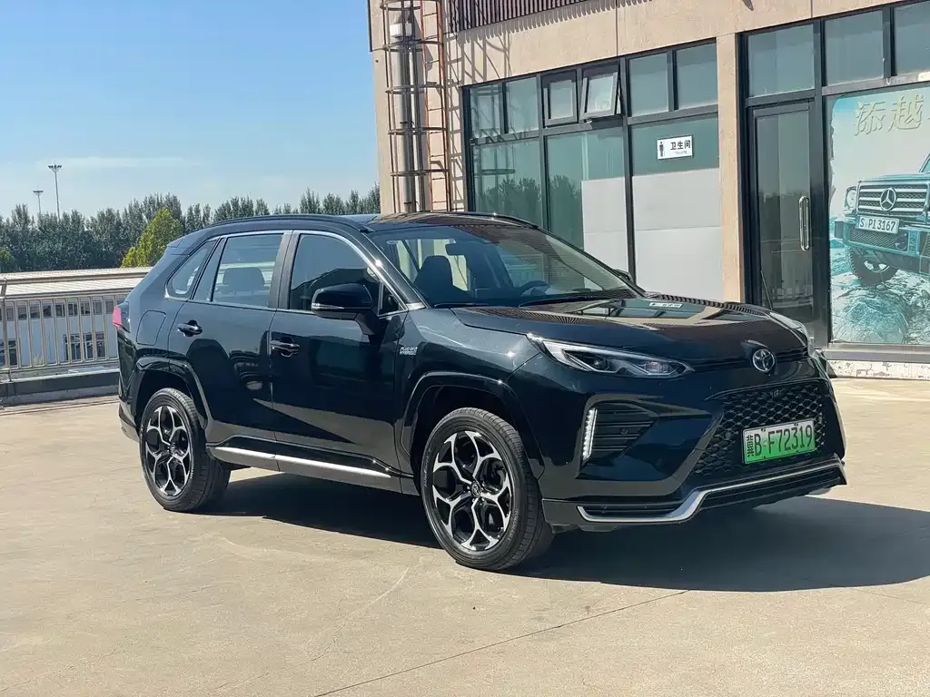 Toyota Wildlander New Energy 2023 из CN, фото 3