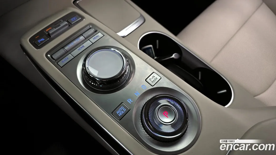 Genesis GV70 — фото 9