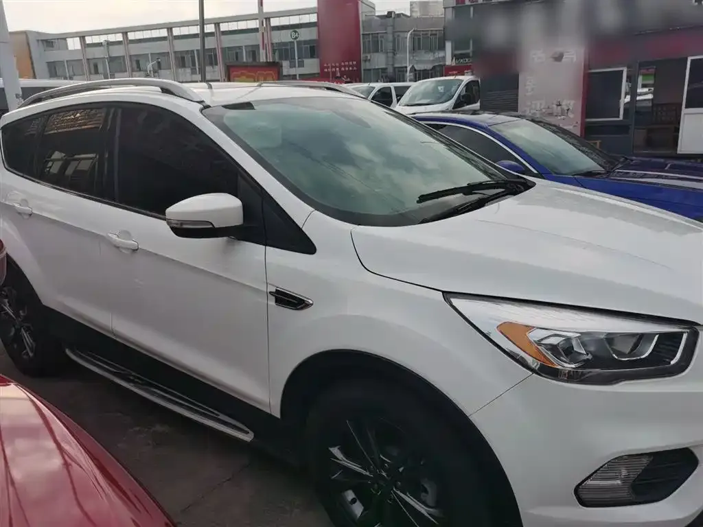 Ford Kuga 2021 из CN, фото 4