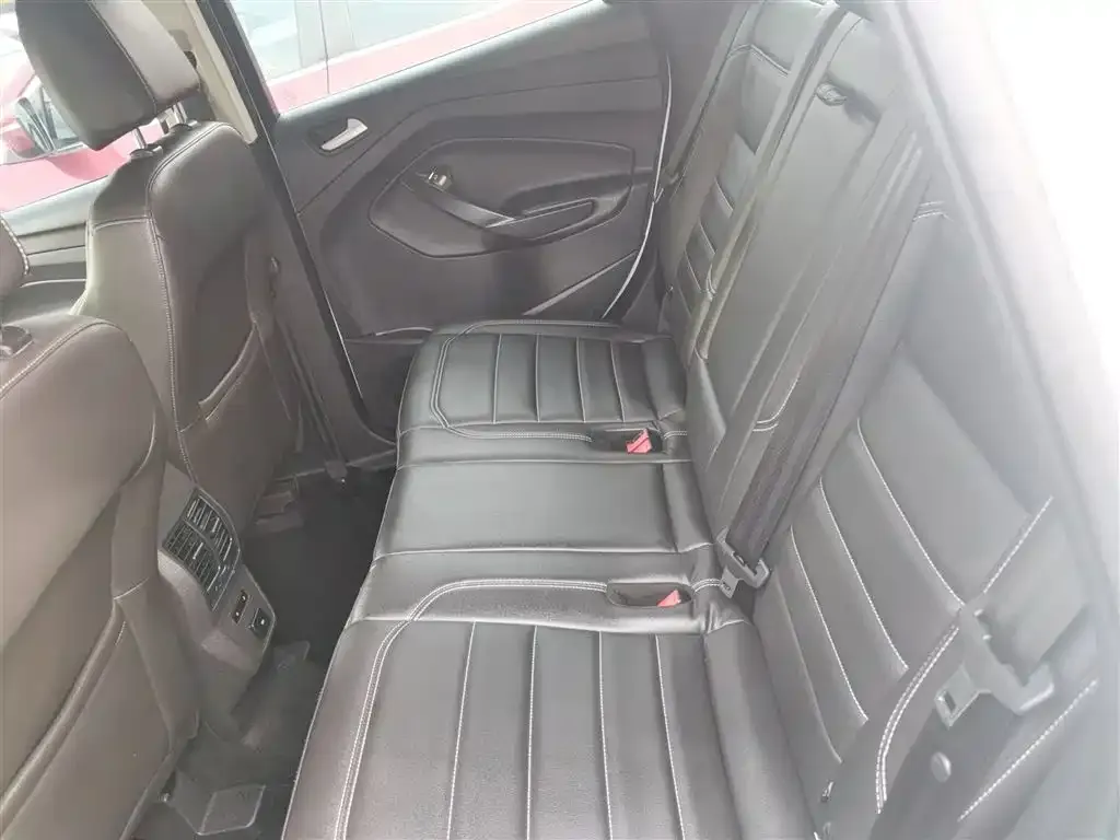 Ford Kuga 2021 из CN, фото 8