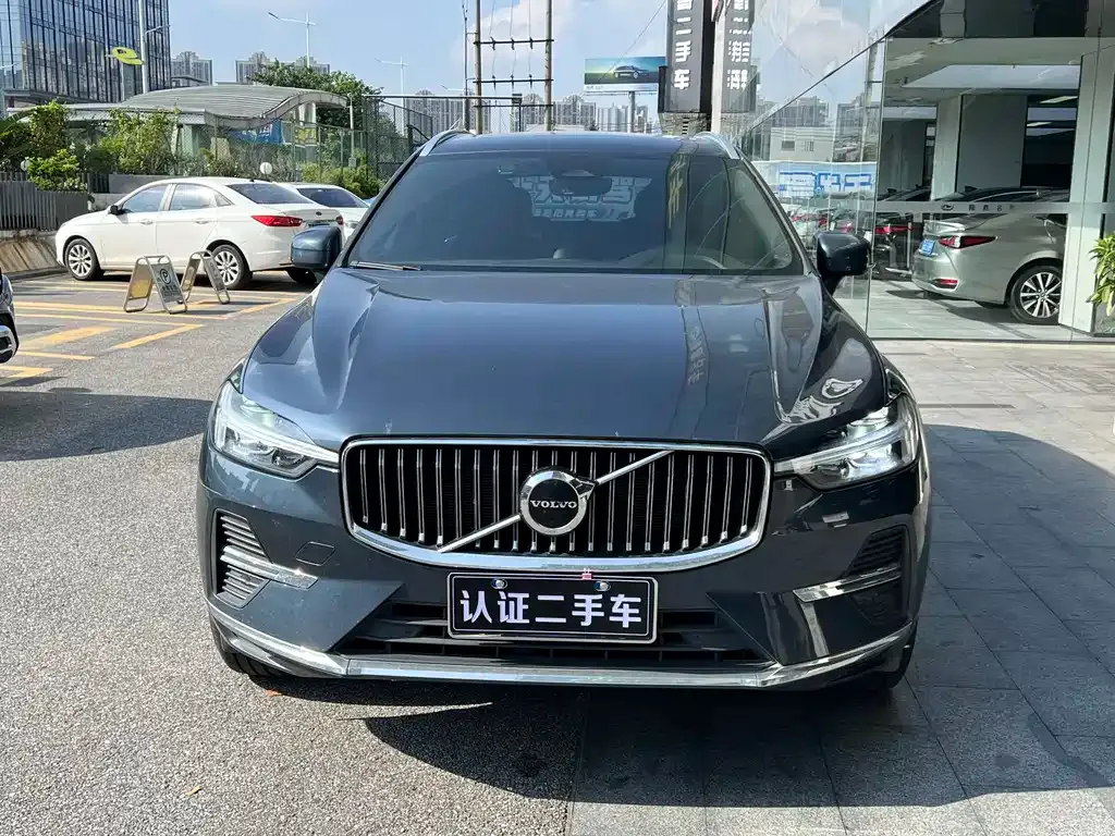 Volvo XC60 — фото 2
