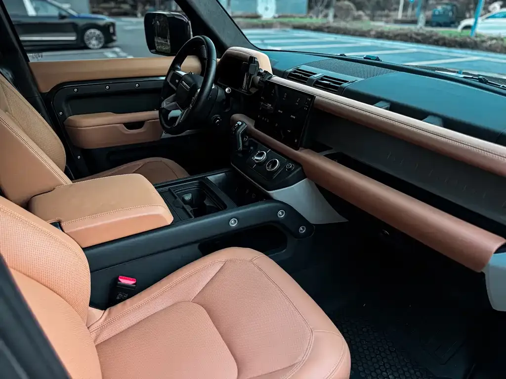 Land Rover Defender 2023 из CN, фото 10