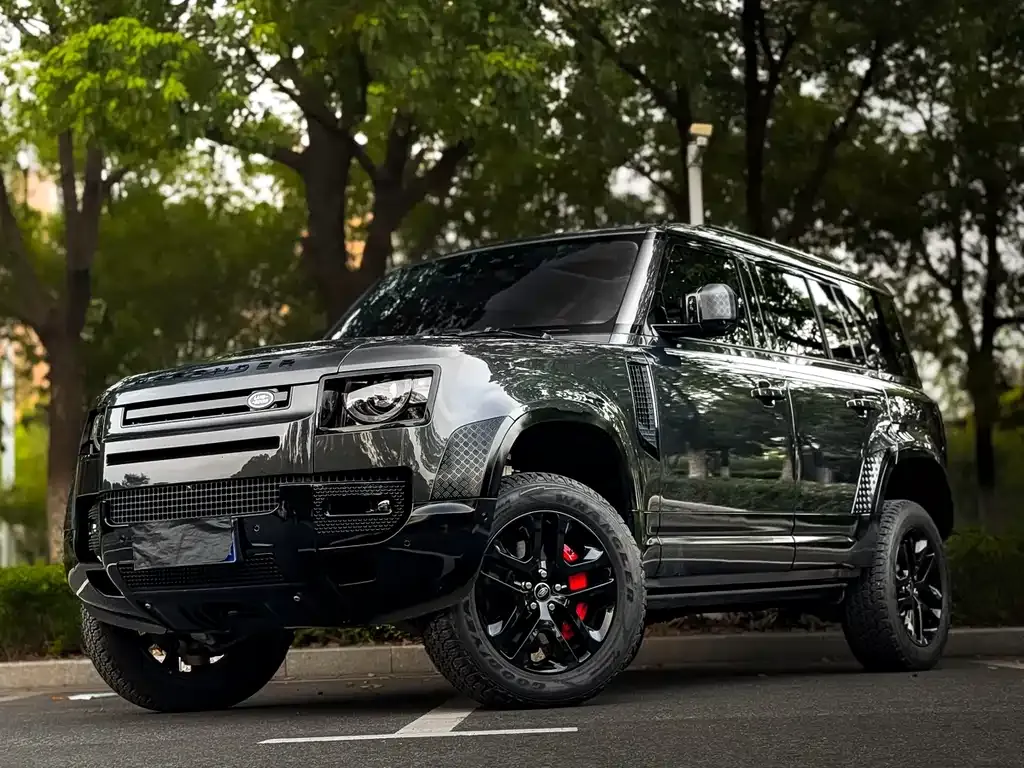 Land Rover Defender 2023 из CN, фото 2