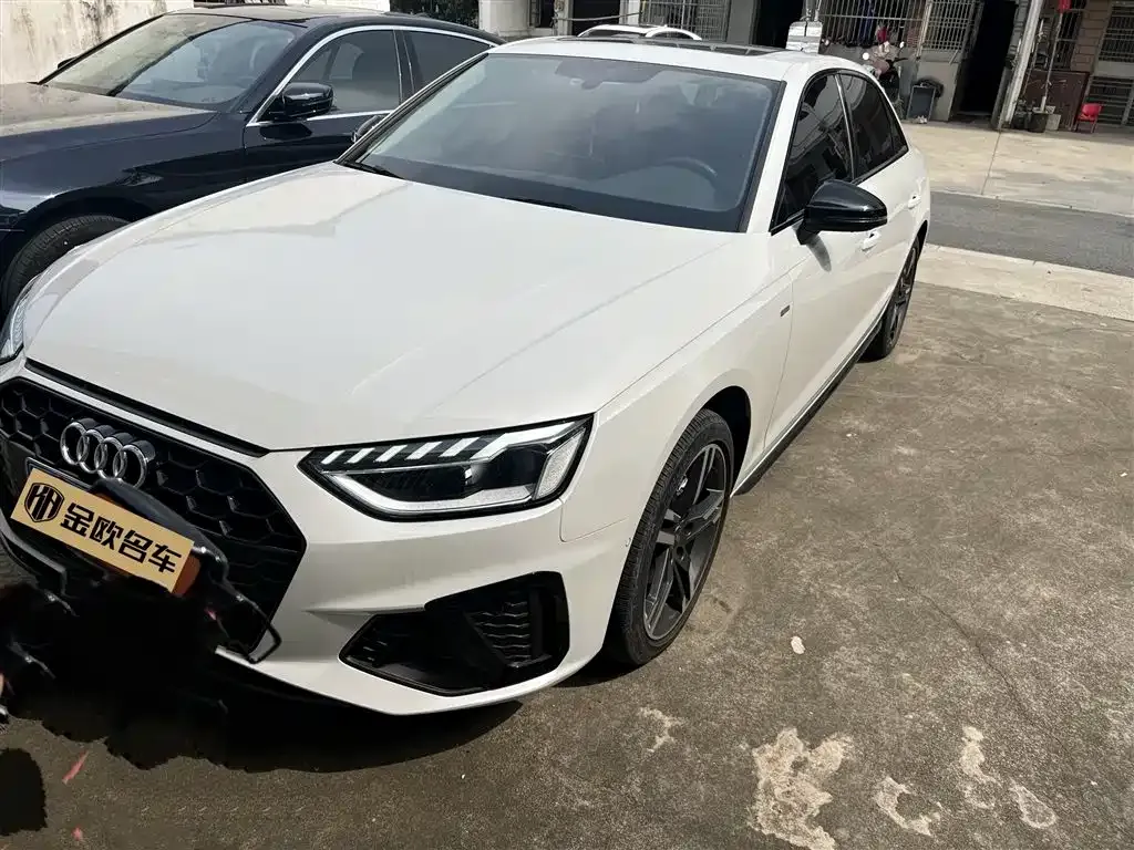 Audi A4L 2023 из CN, фото 1