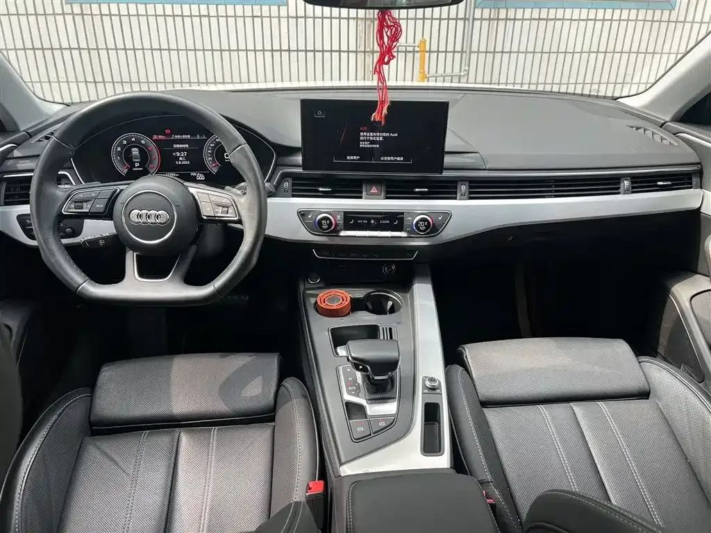 Audi A4L 2023 из CN, фото 6
