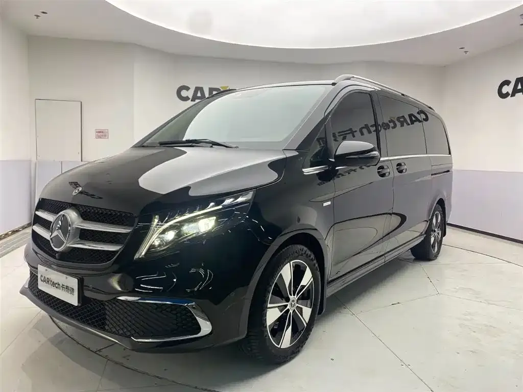 Mercedes-Benz V-Class 2024 из CN, фото 1