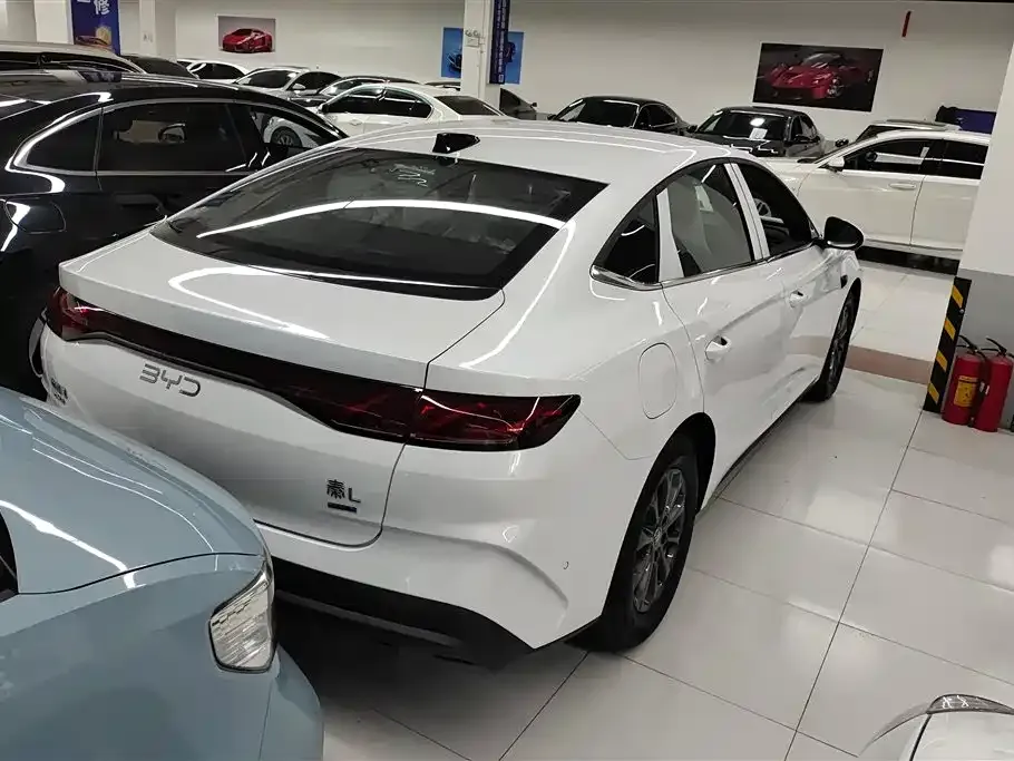 BYD Qin L 2025 из CN, фото 2