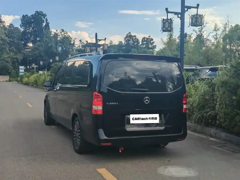 Mercedes-Benz Vito 2021 из CN, фото 7