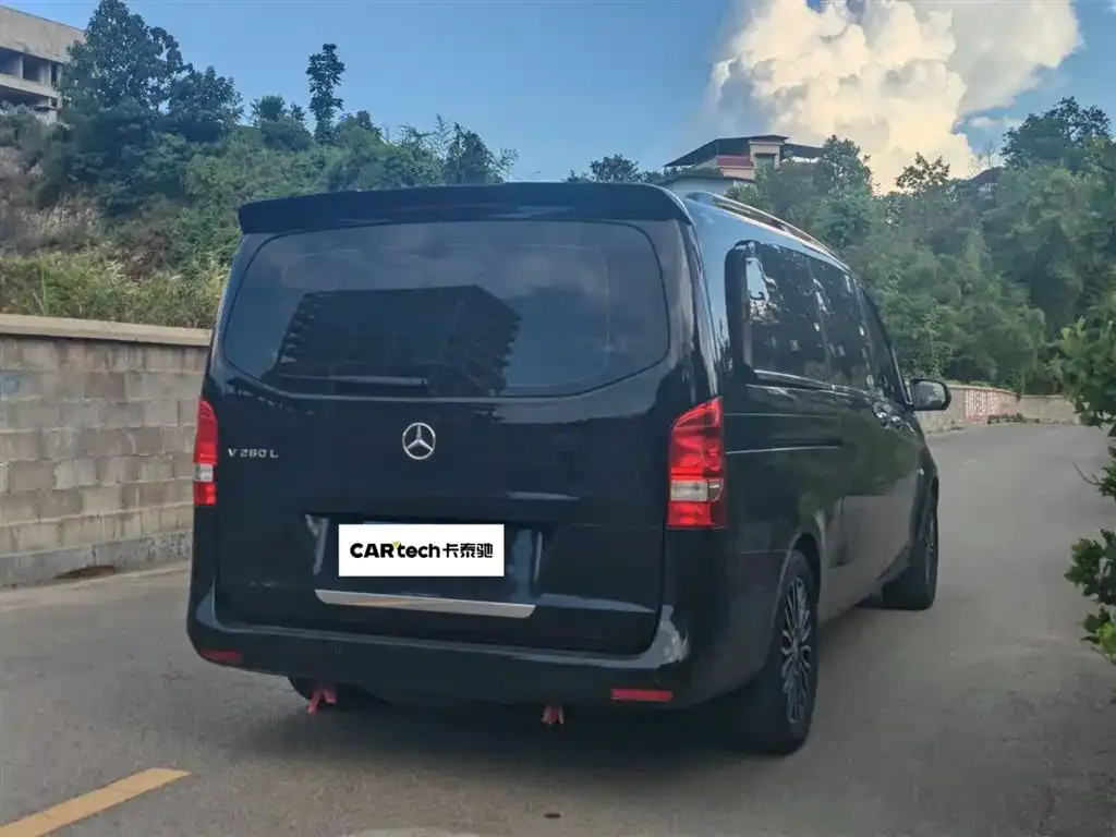 Mercedes-Benz Vito 2021 из CN, фото 9