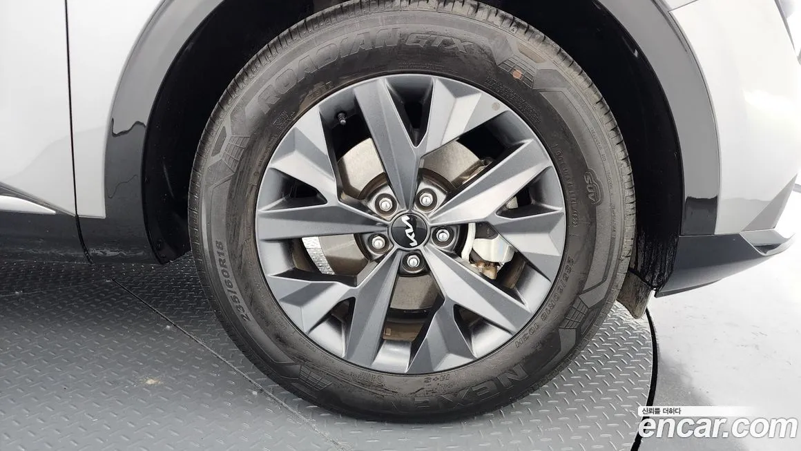 Kia Sportage — фото 5