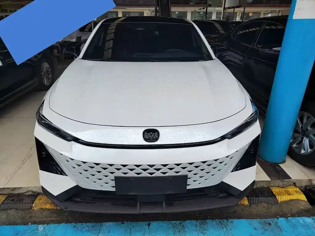 Changan UNI-V 2024 из CN, фото 2