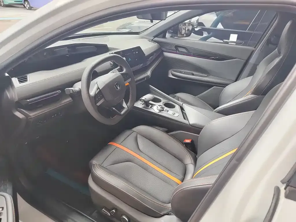 Changan UNI-V 2024 из CN, фото 7