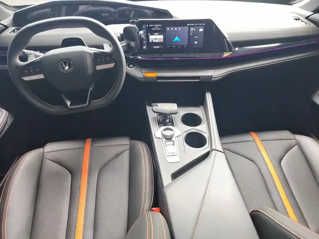 Changan UNI-V 2024 из CN, фото 9