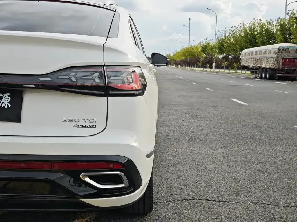 Volkswagen Tiguan X 2021 из CN, фото 10