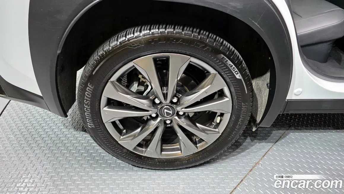 Lexus UX 2021 из KR, фото 5