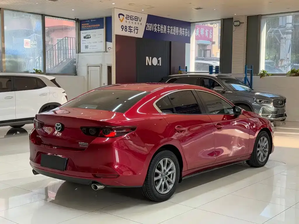 Mazda 3 Axela 2021 из CN, фото 4