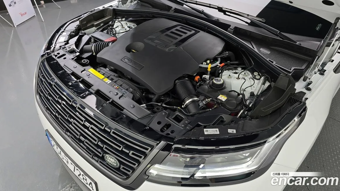 Land Rover Range Rover Velar 2025 из KR, фото 10