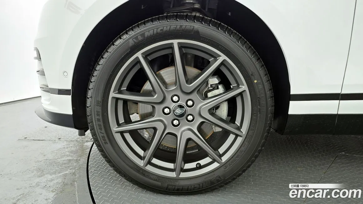 Land Rover Range Rover Velar 2025 из KR, фото 9