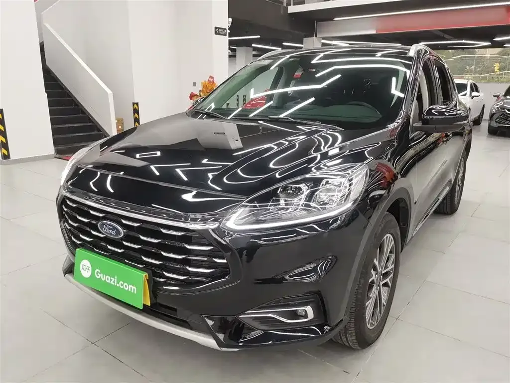 Ford Escape 2021 из CN, фото 2